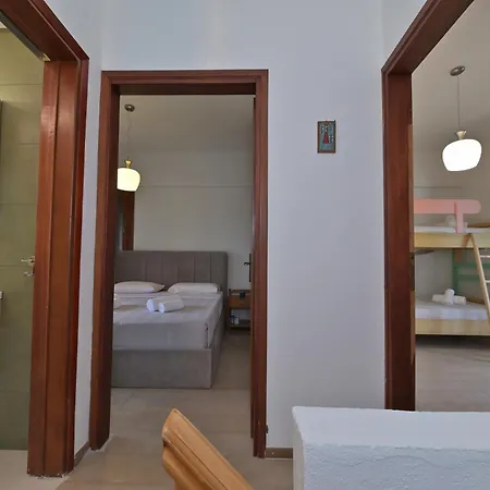 Sani Delight بيت للعطل باراليا ساني